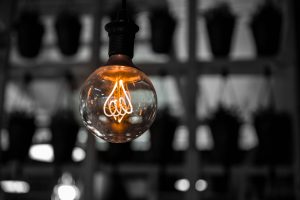 6 sposobów na oszczędzenie energii elektrycznej