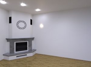Obudowa kominka – jak wybrać odpowiedni materiał?
