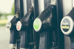 Diesel czy benzyna – jaki napęd wybrać?